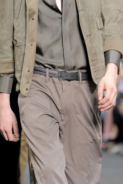Look 53
